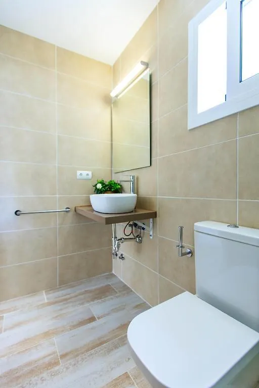 Pinos Playa Suites Playa Migjorn 0*,  Spain